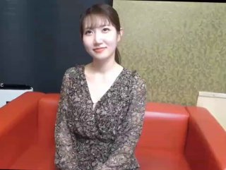 性感尤物女神洛美-白丝袜体操服小翘臀诱惑私拍特写视讯